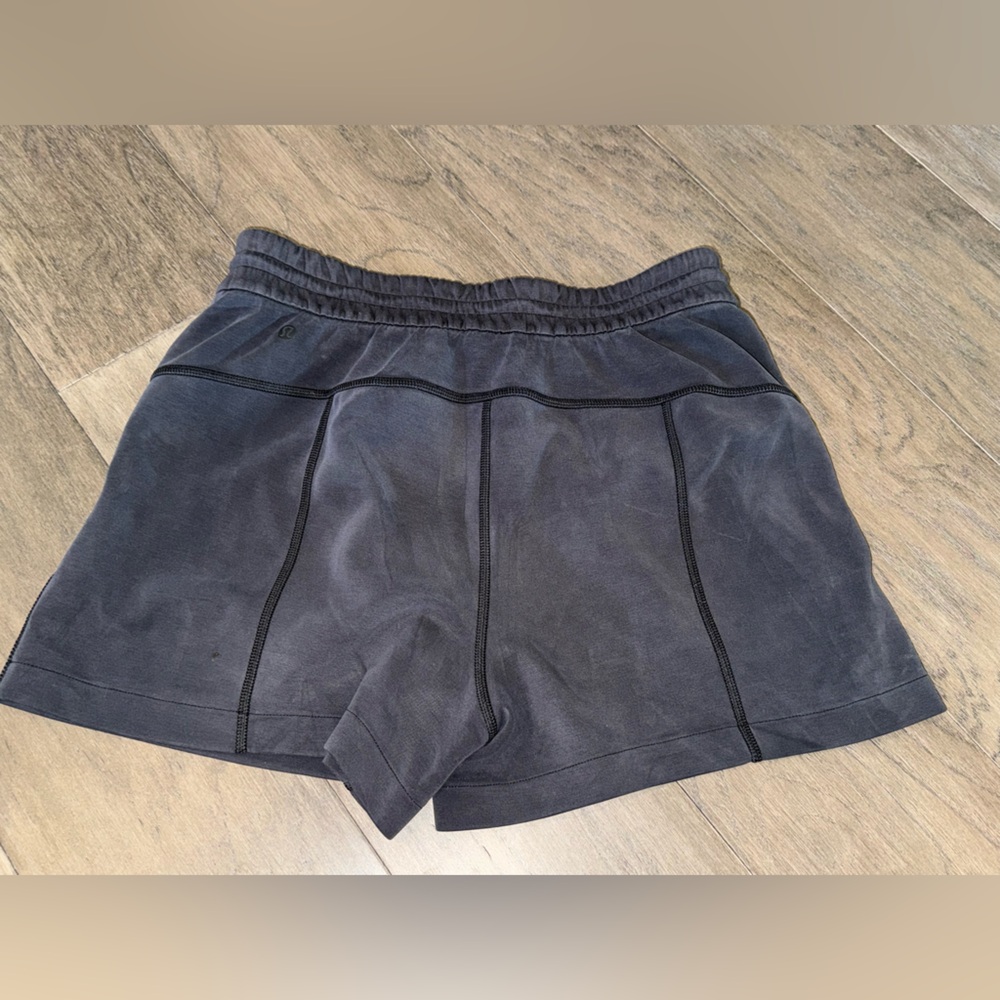Lululemon softstreme shorts